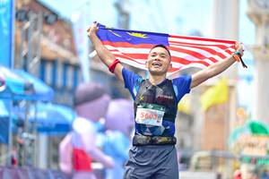 BIB: 5603
                            <button type="button" onclick="openModal(24883049)" class="btn btn-primary btn-sm float-right btn-popup" data-toggle="modal" data-target=".modal-high-quality">
                        <i class="fas fa-shopping-cart"></i> Add to Cart
                    </button>
                                            <button type="button" onclick="isThisMe(24883049, true)" class="btn btn-success btn-sm float-right btn-popup btn-isme hidden" data-toggle="tooltip" data-placement="bottom" title="นี่คือรูปของคุณใช่ไหม คลิกที่นี่เพื่อเอาเข้าอัลบั้ม">
                        <i class="fas fa-plus"></i> Add to album
                    </button>
                    <button type="button" onclick="isThisMe(24883049, false)" class="btn btn-warning btn-sm float-right btn-popup btn-isnotme hidden">
                        <i class="fas fa-ban"></i> Remove from album
                    </button>